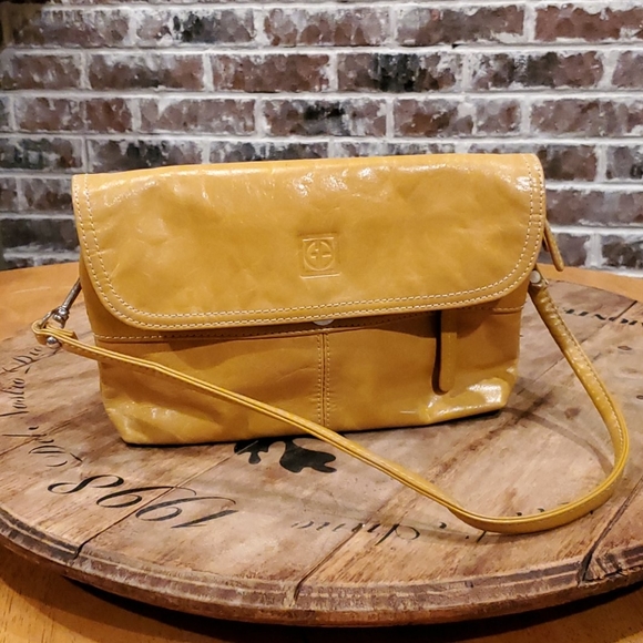 Small leather Giani Bernini purse